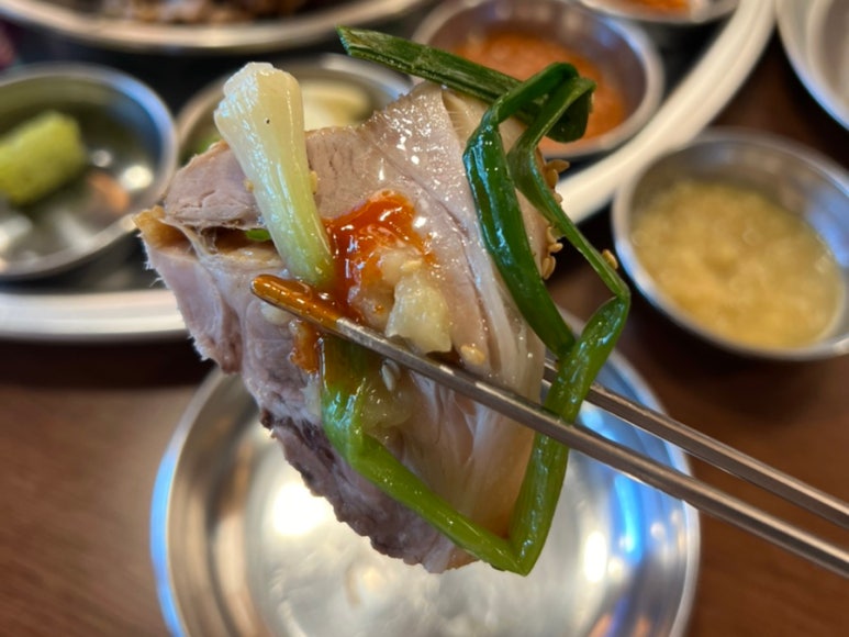 완미족발전주 이미지