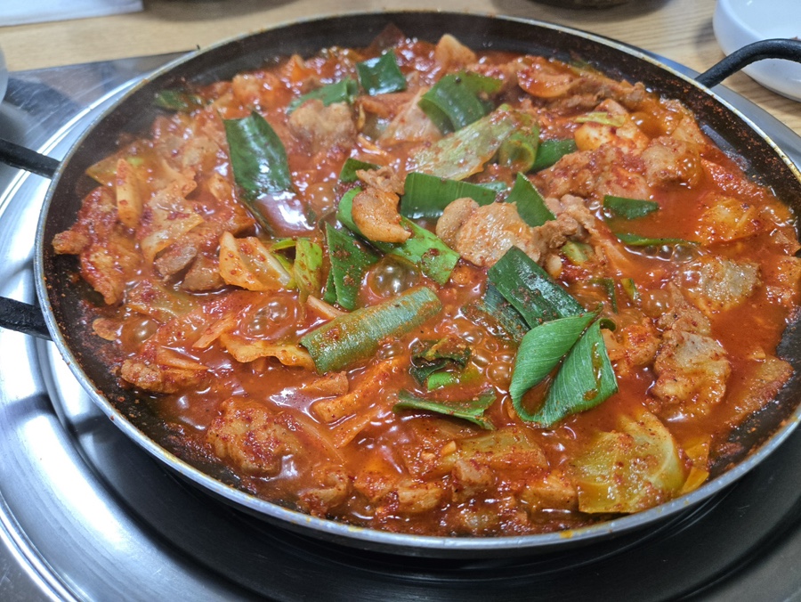 다운목살구이식당 이미지