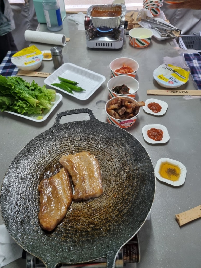 돌멩이캠핑바베큐 이미지