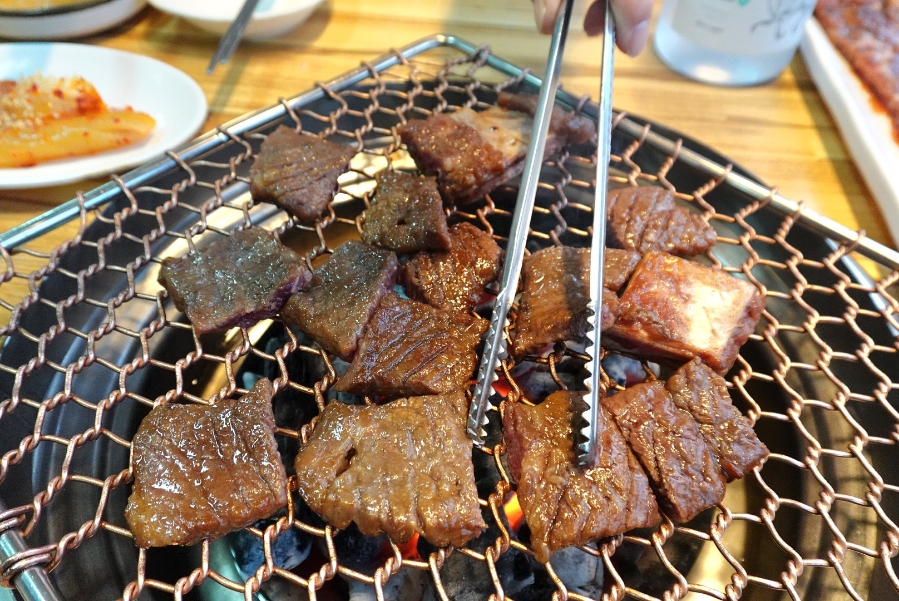 홀인원참숯갈비 이미지