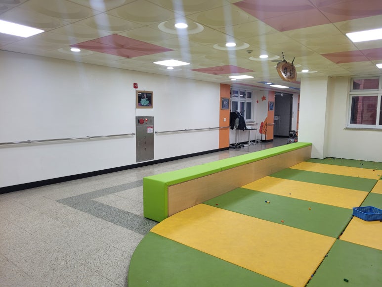 관산초등학교 이미지
