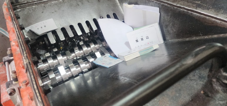 탑쉬레드 이미지