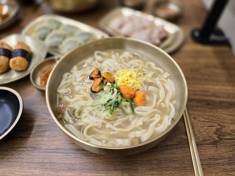 맛칼국수 이미지