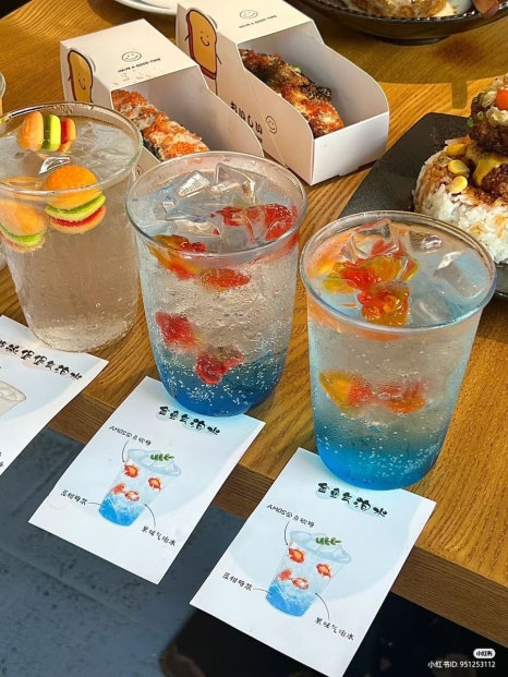 천지창조 이미지