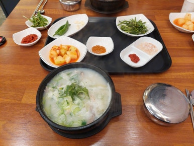 일품돼지국밥 경산점 이미지