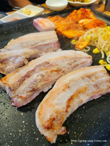 이모네삼겹살 이미지