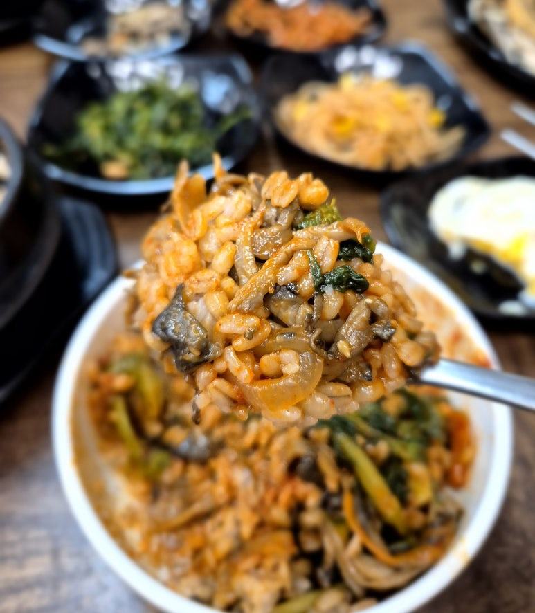 맛나 보리밥 이미지