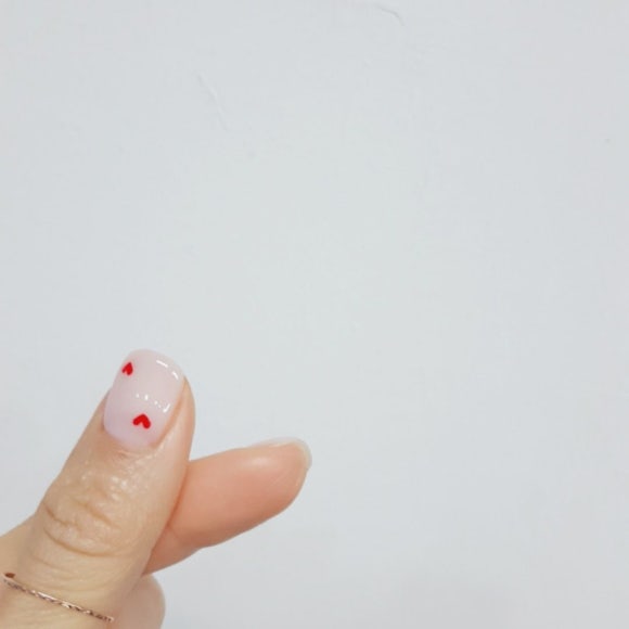 네일톡톡 이미지