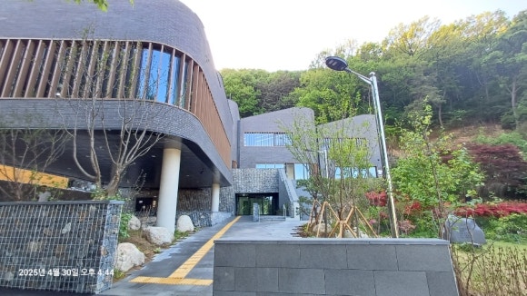 풀꽃책방 이미지