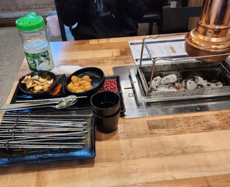 용운양꼬치 이미지