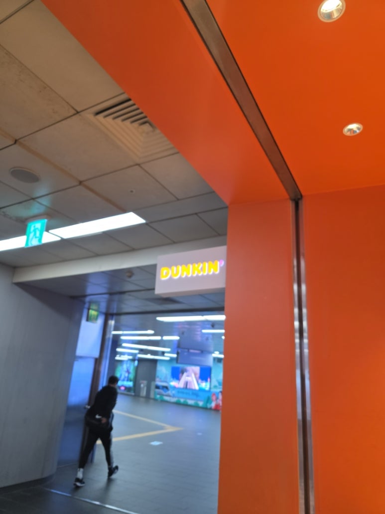 던킨공항철도홍대역사점 이미지