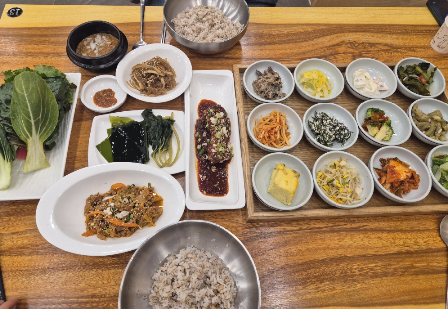 홍이 보리밥 이미지