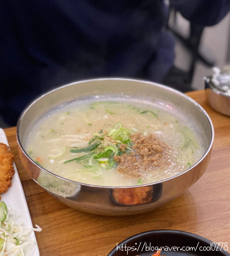 가락곰칼국수 이미지