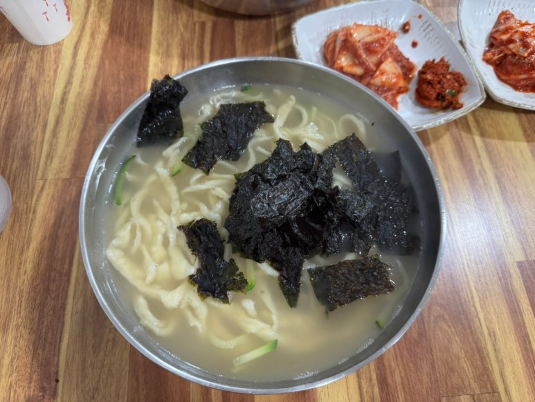 이모네손칼국수 이미지