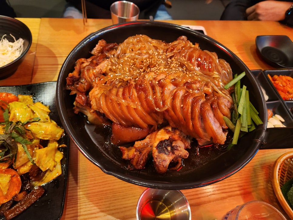 마왕족발동탄 이미지