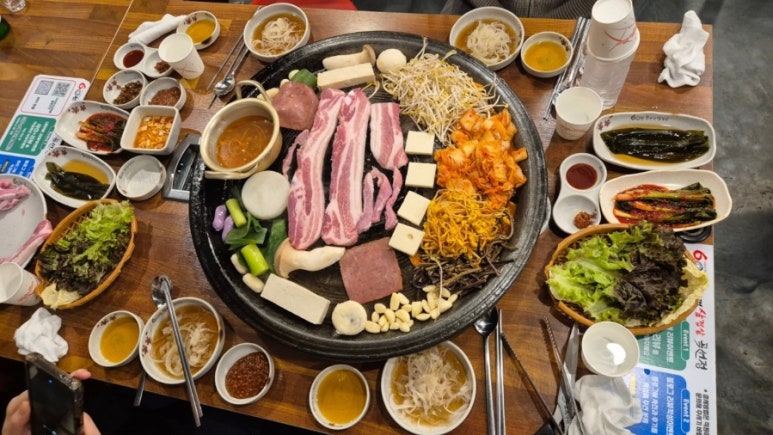60판왕뚜껑삼겹살(곡선점) 이미지