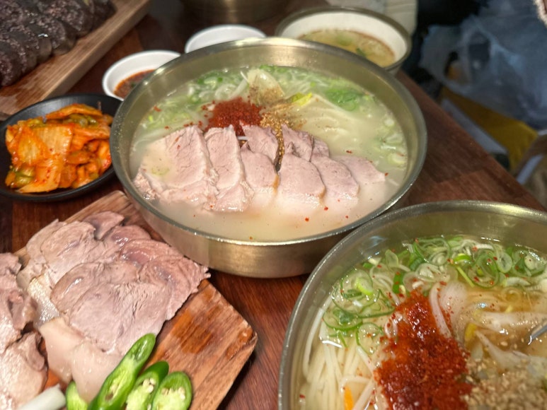 동문시장고기국수금복식당 이미지