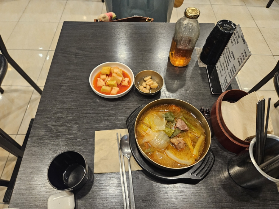 예픔 한식(소국명동) 사진 8