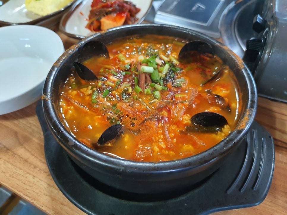 기와집 수제비 이미지