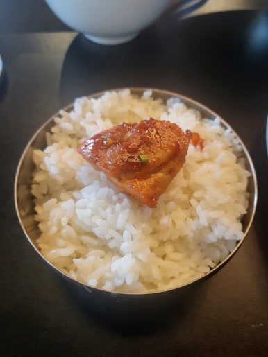 훌랄라치킨 이미지