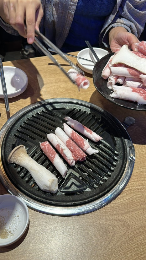 육회한갈비 이미지
