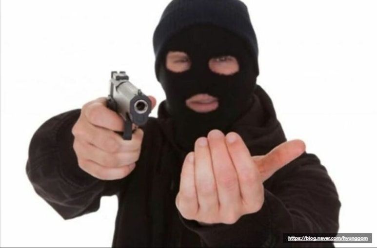 래빗온더문 이미지