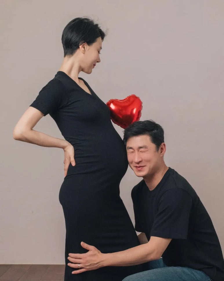 [ 임신 32주~33주 ] 그날의 미술관 인천점 / 셀프 만삭사진 / 인천 송도 그날의미술관 셀프 만삭사진 촬영 / 인생네컷 ...