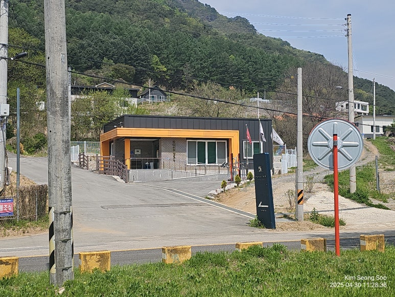 꺼먹다리펜션 이미지