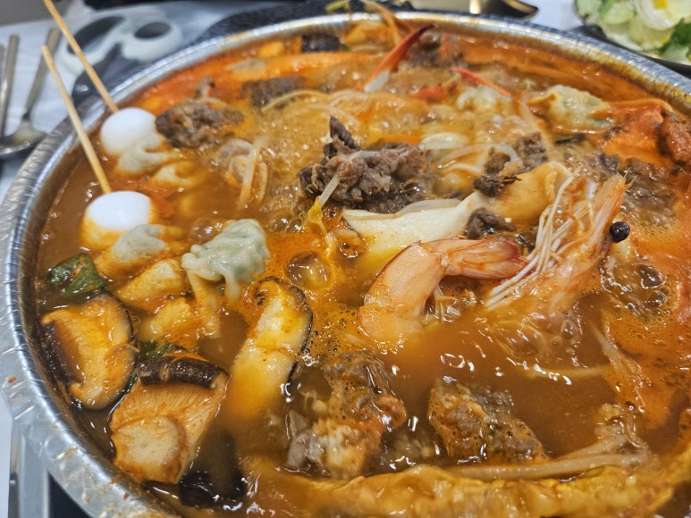 우담샤브칼국수 이미지