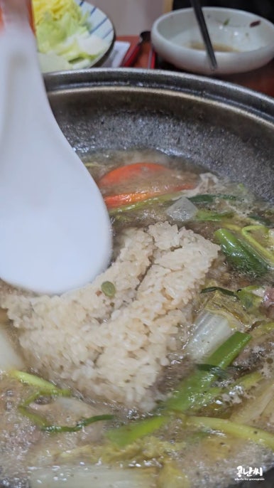 올능이능이버섯백숙 이미지