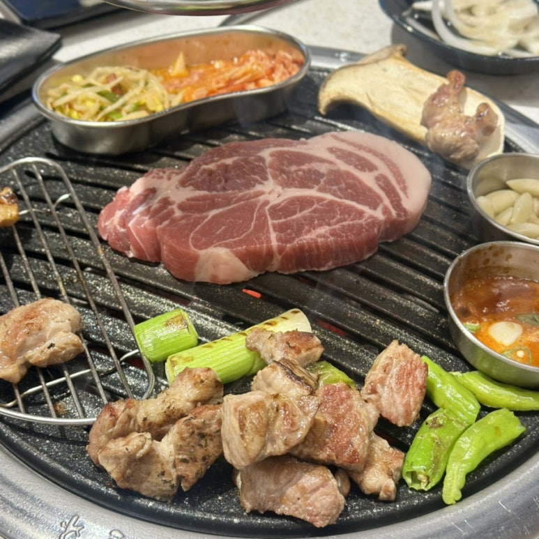 달동돼지달돈 이미지