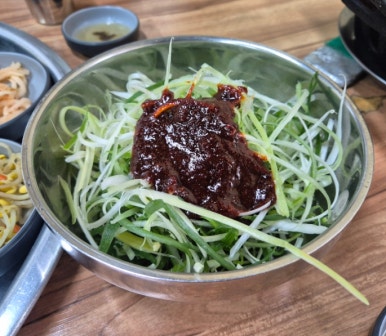 철뚝길 이미지
