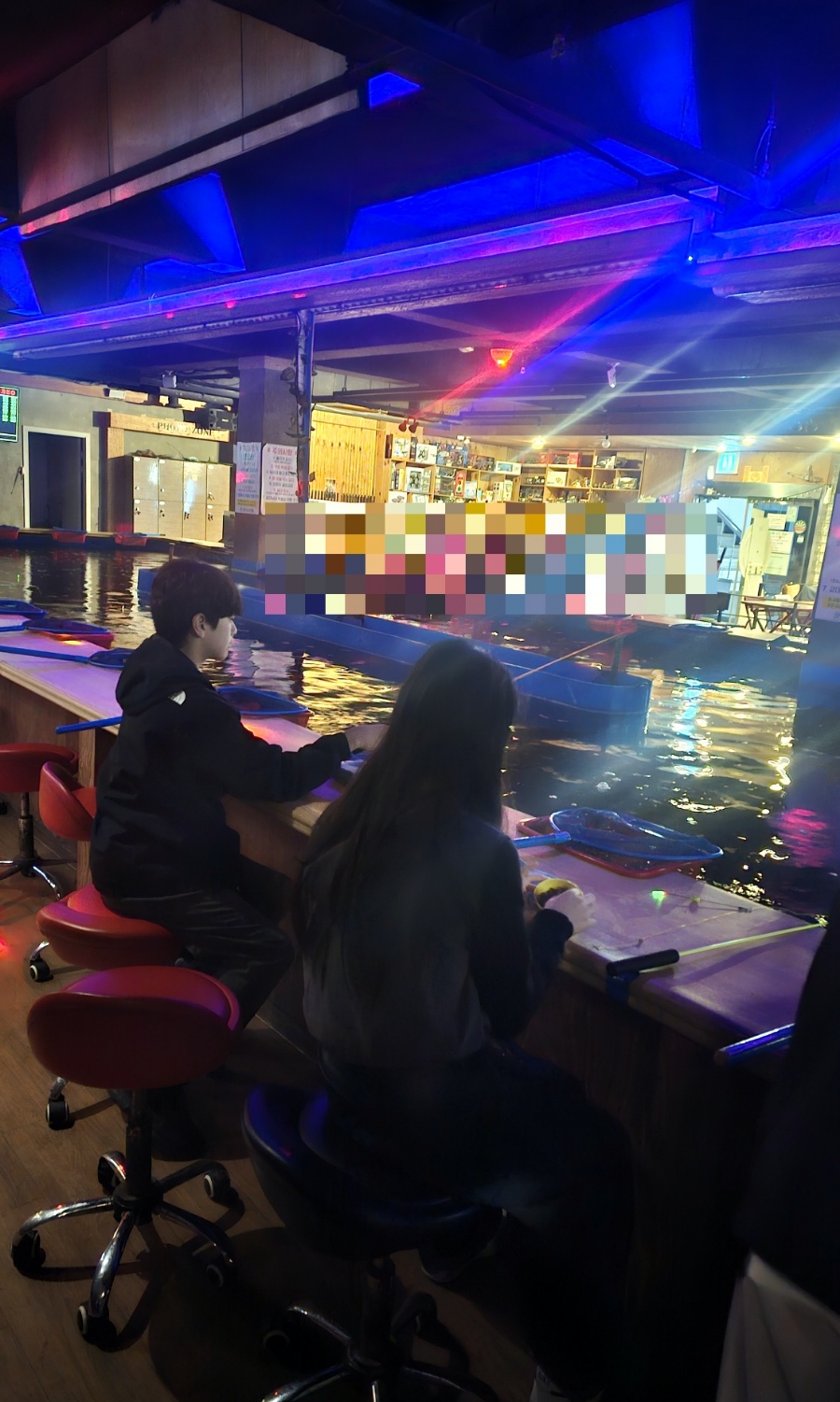 죠스실내낚시카페 이미지