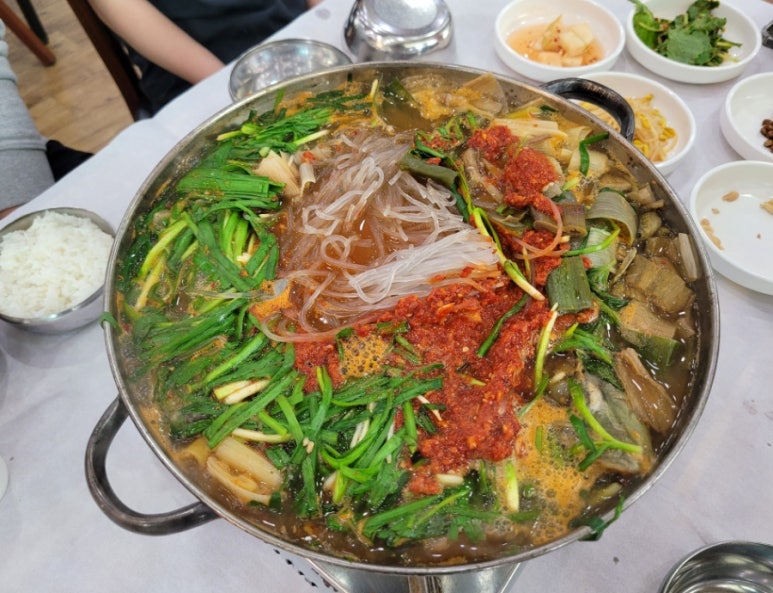 손중헌원조논메기매운탕 이미지