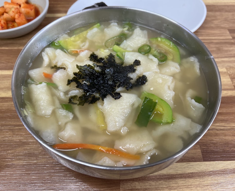 공릉동원조멸치국수김밥 이미지