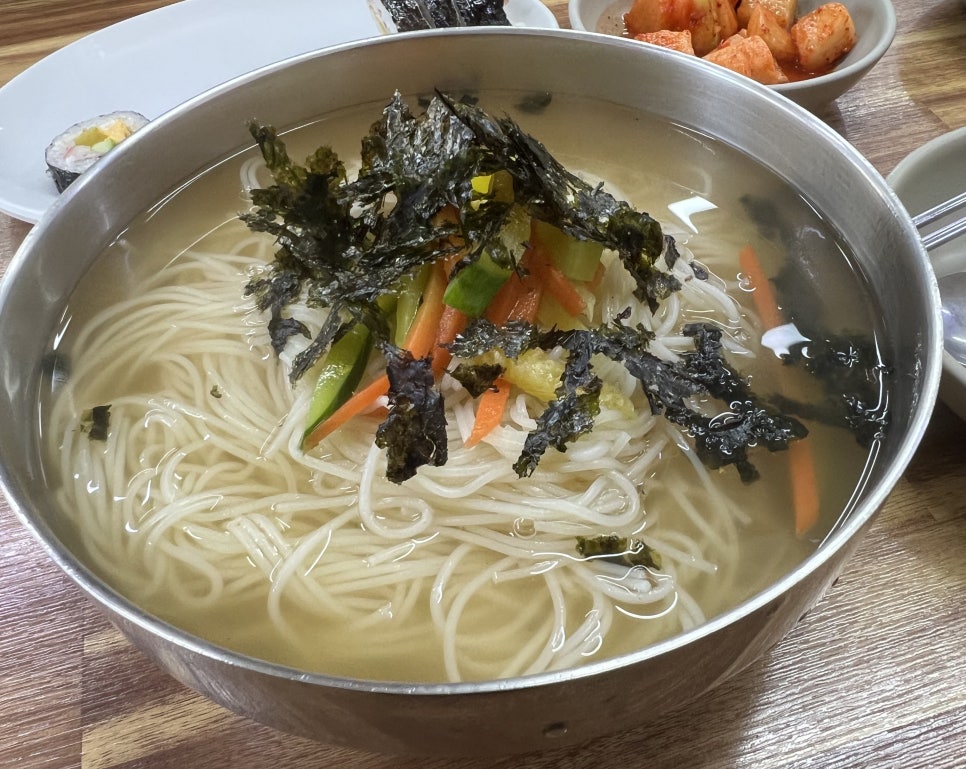 공릉동원조멸치국수김밥 이미지