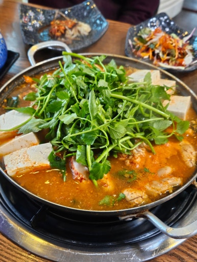 지중해수산 이미지