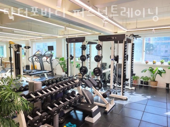 닥터포바디퍼스널트레이닝 이미지
