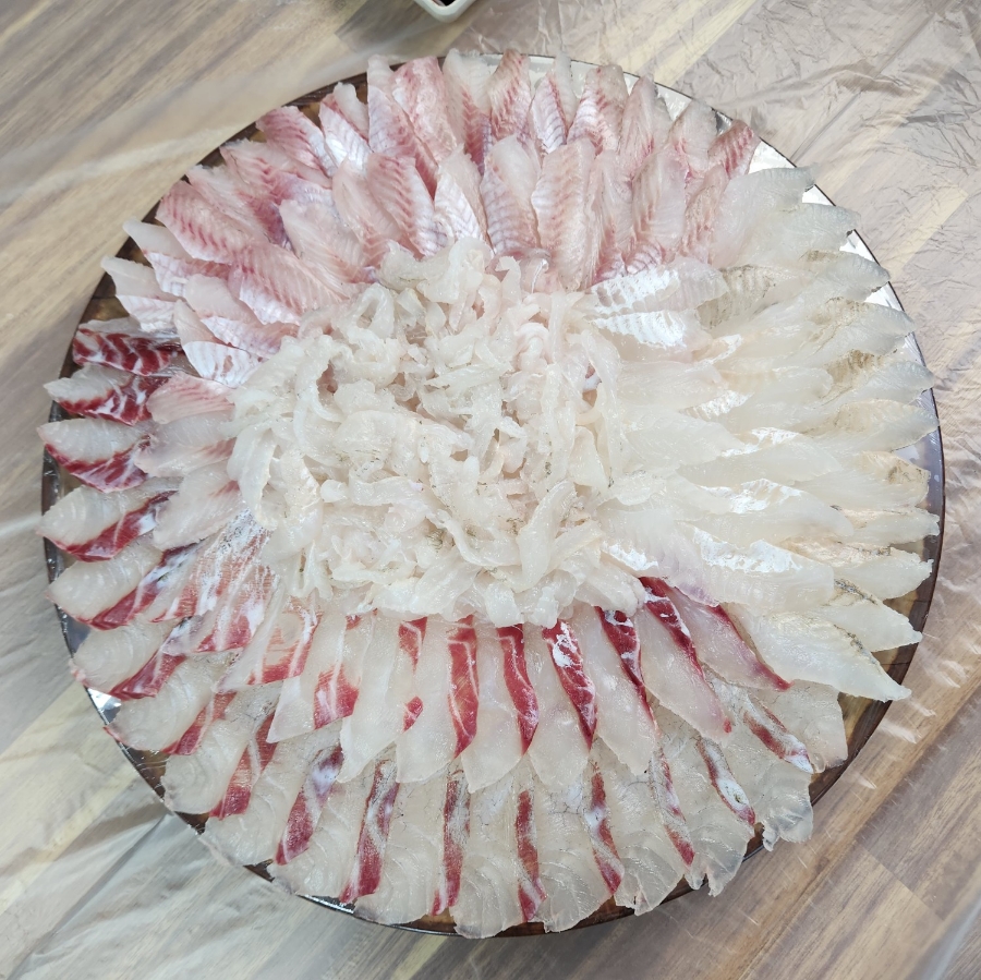 사량도자연산횟집 이미지
