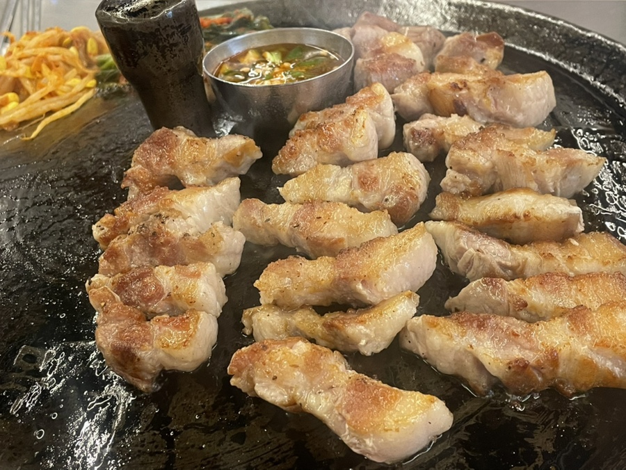목구멍 홍대입구역점 이미지