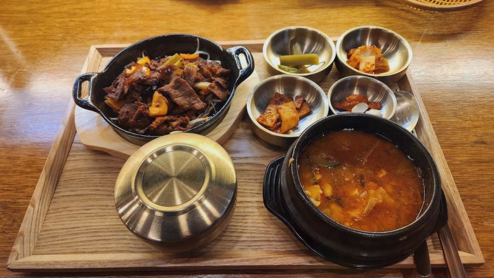 된장찌개고기구이한상궁신사동 이미지