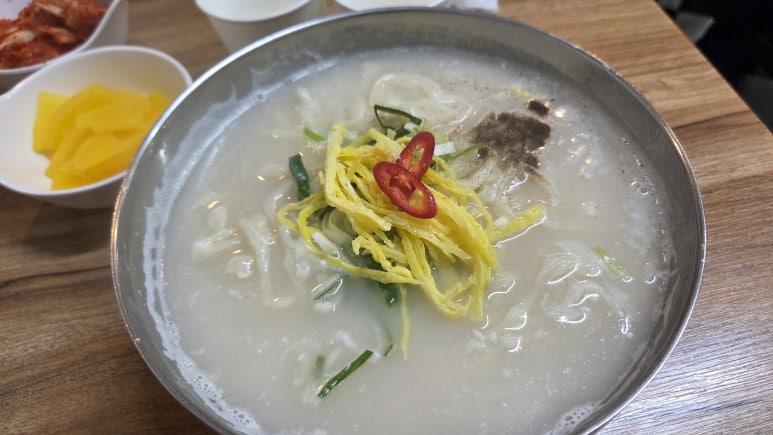 마약만두앤칼국수 이미지