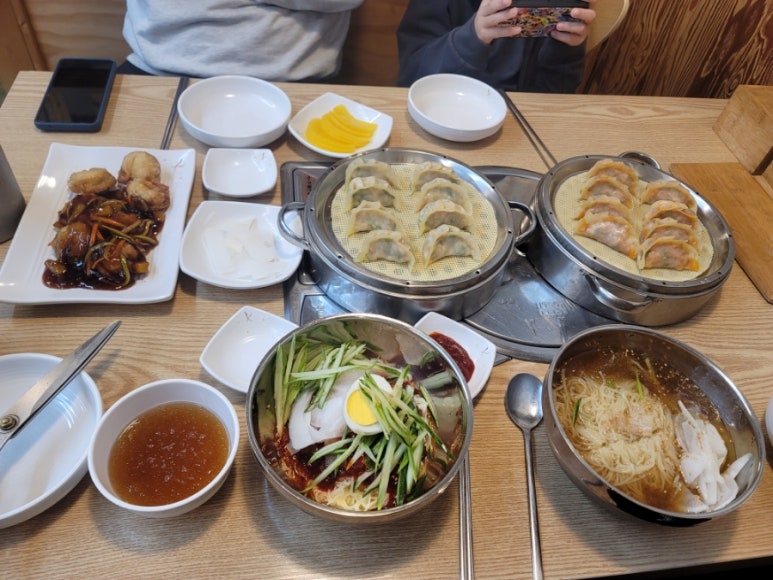봉이손만두 이미지