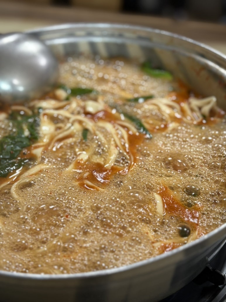 미란칼국수 이미지