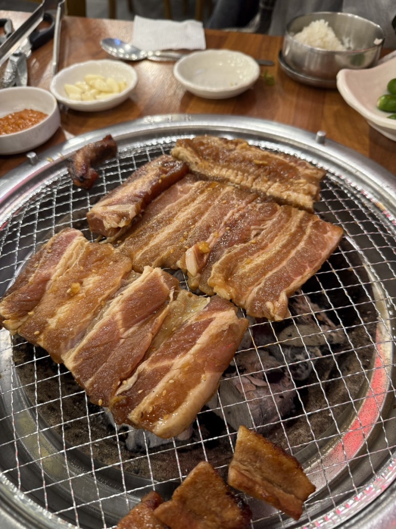 계룡산숯불갈비장승포점 이미지