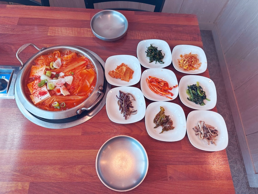 고기왕창김치찌개&제육볶음 이미지
