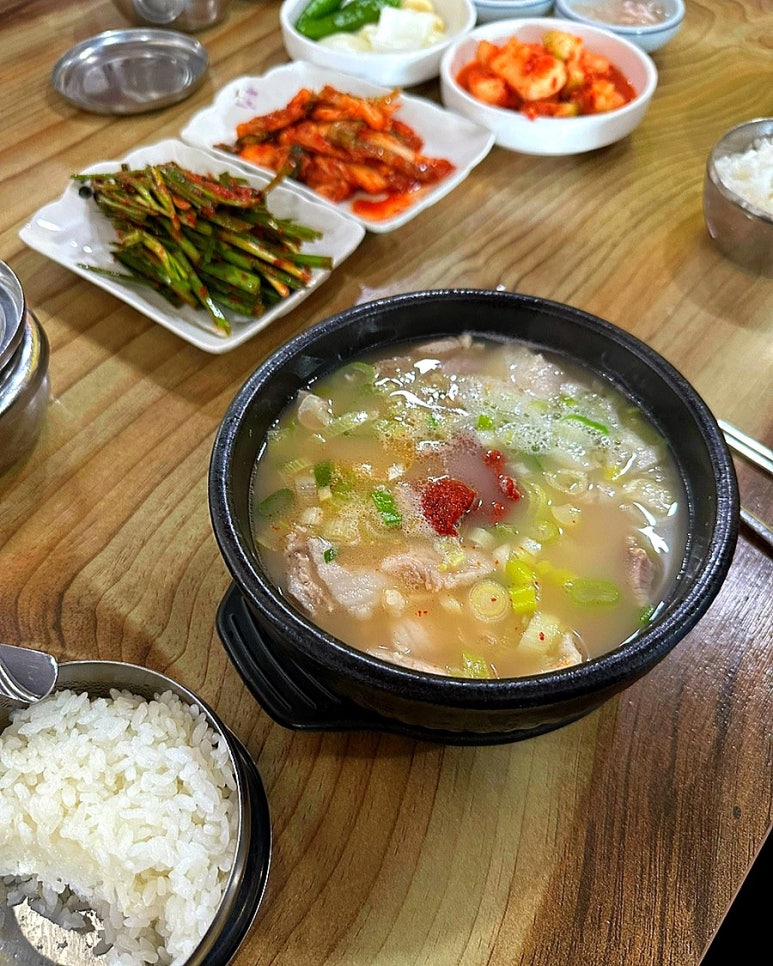 영천돼지국밥 이미지