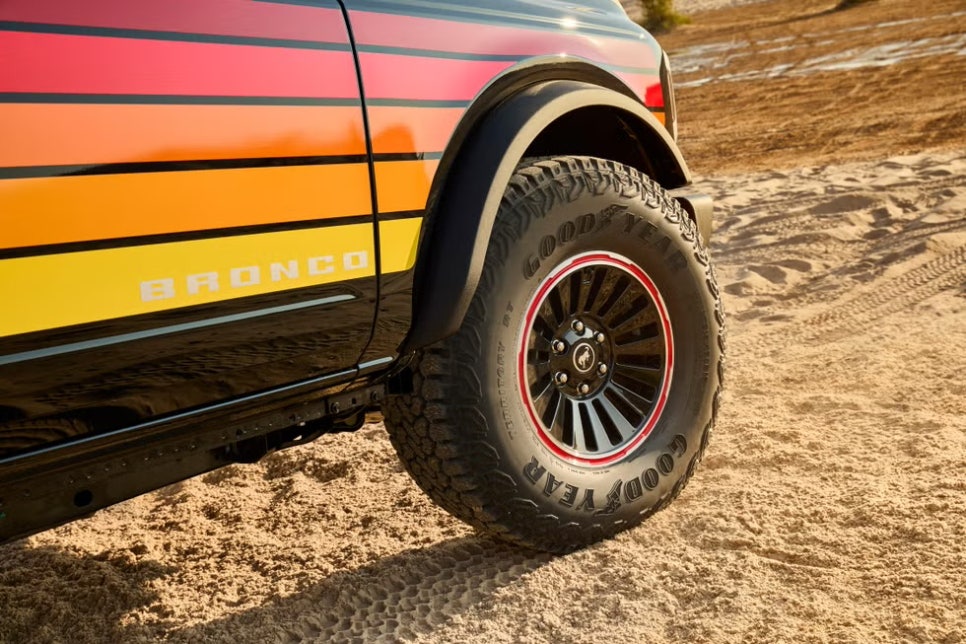 2025 포드 브롱코(Ford Bronco) 정통 오프로더의 매력 이미지 16