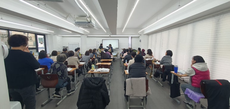 돌봄 요양보호사교육원 이미지