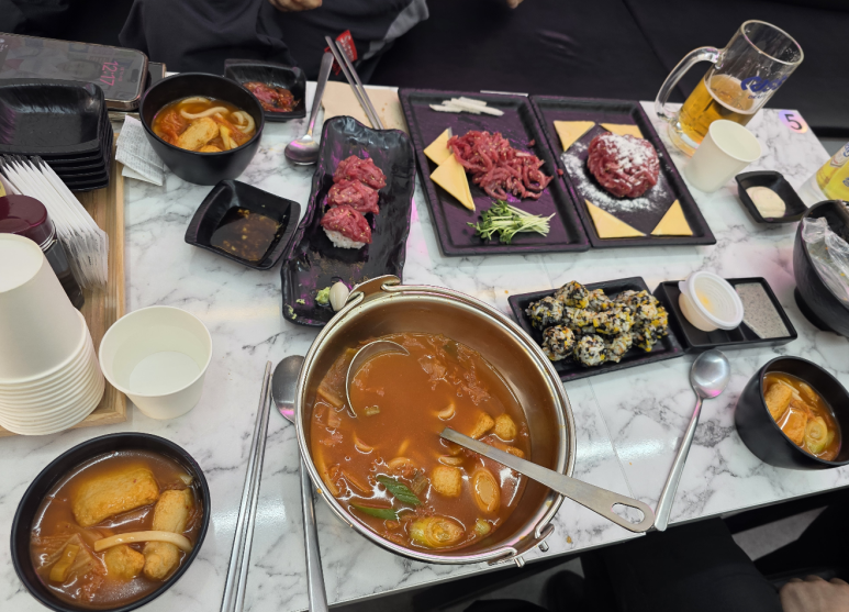 연어&육회천국 이미지